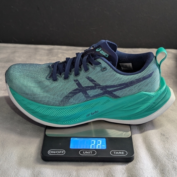 Women's Asics Superblast Size 7.5 - Picture 3 of 16